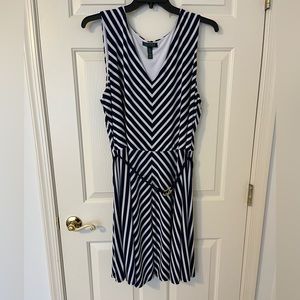 Ralph Lauren sleeveless blue and white chevron stripe dress, size 3X.
